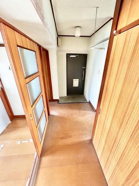 みさと団地12街区18号棟