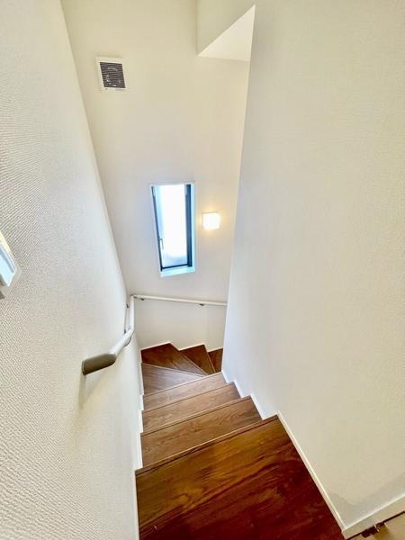 草加市新栄1丁目　新築一戸建て　6期