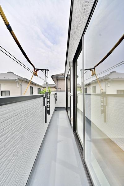 草加市西町　新築一戸建て