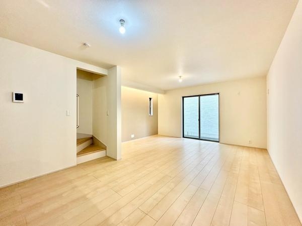 八潮市伊草1丁目　新築一戸建て