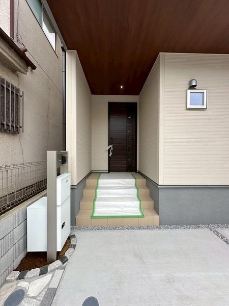 八潮市伊草1丁目　新築一戸建て