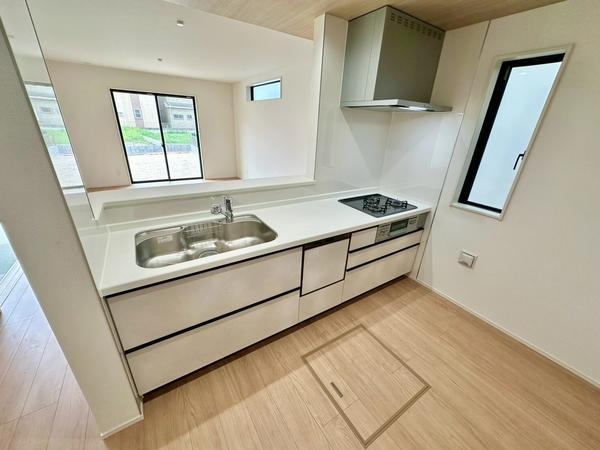 草加市北谷3丁目　新築一戸建て　12期