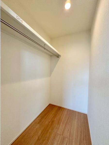 草加市北谷3丁目　新築一戸建て　12期