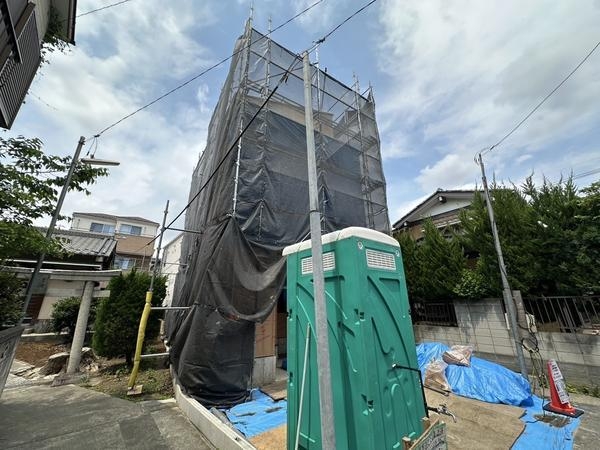 草加市草加1丁目　新築一戸建て