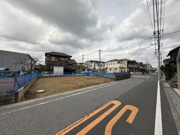 草加市稲荷3丁目　売地