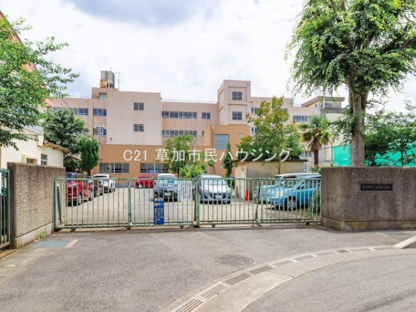 草加市長栄３丁目の中古一戸建て(清門小学校)