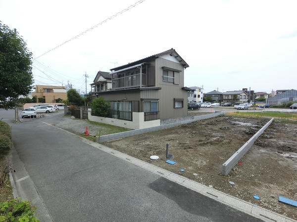 草加市新里町　新築一戸建て　2期2号棟