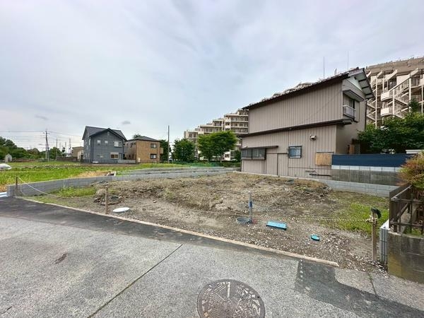 草加市新里町　新築一戸建て　2期1号棟