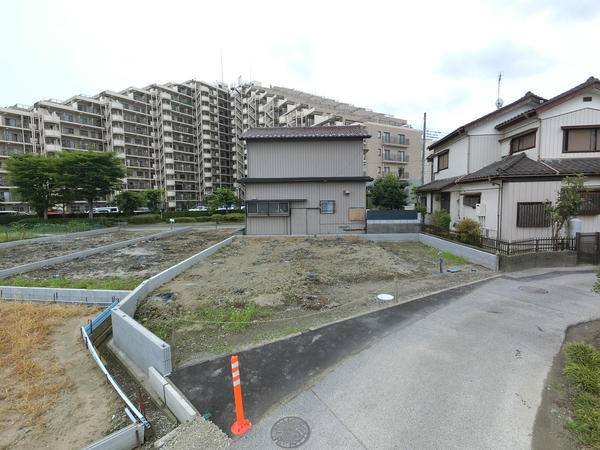 草加市新里町　新築一戸建て　2期1号棟