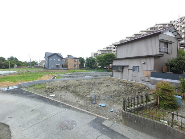 草加市新里町　新築一戸建て　2期1号棟