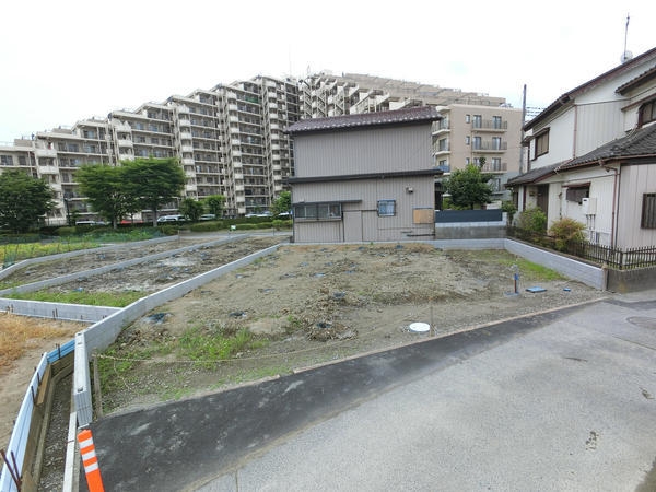 草加市新里町　新築一戸建て　2期1号棟
