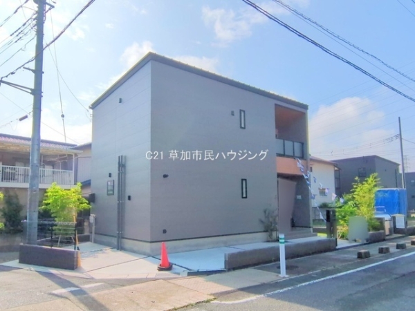 草加市青柳7丁目　一戸建て