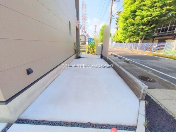 草加市青柳7丁目　一戸建て