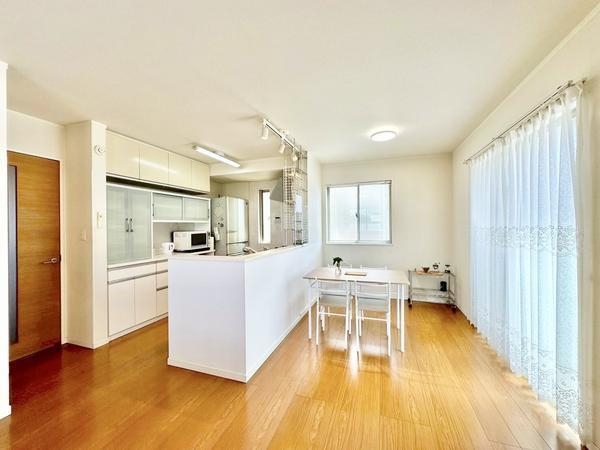 草加市苗塚町の中古一戸建て