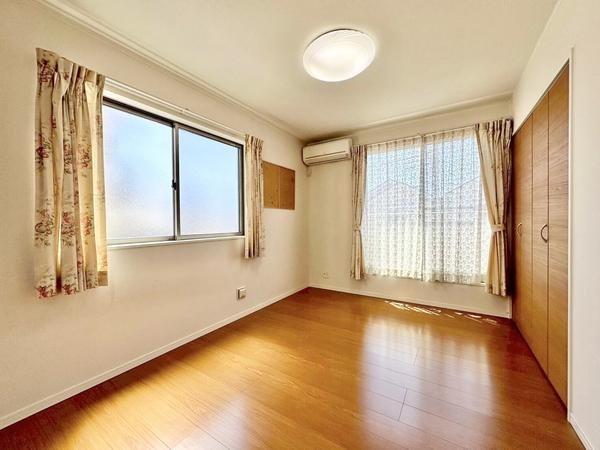 草加市苗塚町の中古一戸建て