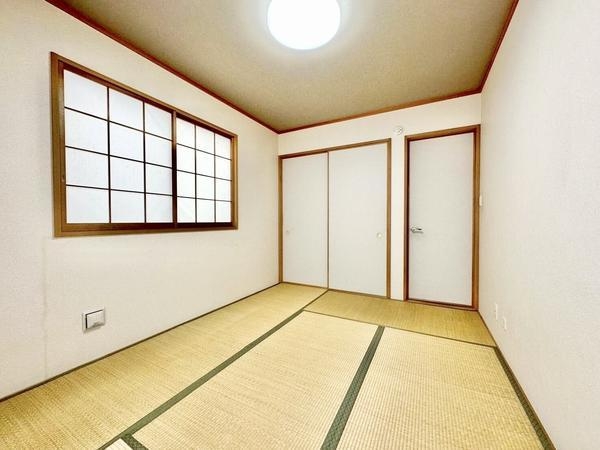草加市苗塚町の中古一戸建て