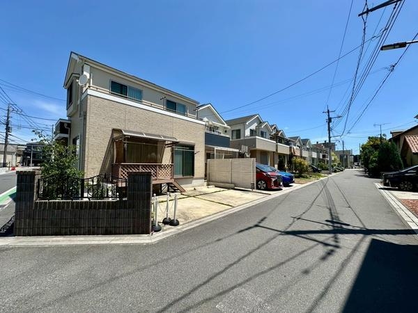 草加市苗塚町の中古一戸建て