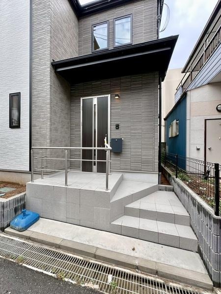 八潮市大瀬　新築一戸建て