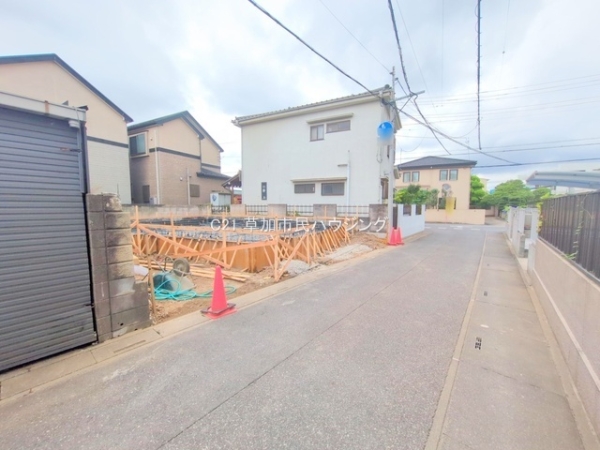 草加市新里町　新築一戸建て