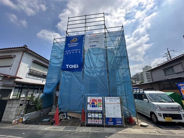草加市花栗3丁目　新築一戸建て