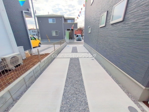 草加市青柳3丁目　新築一戸建て　18期3号棟