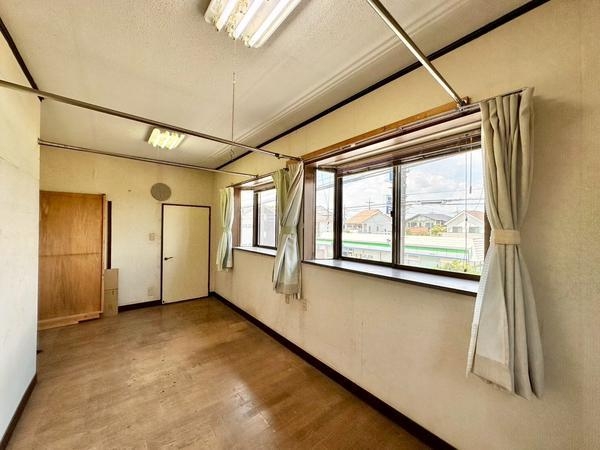 八潮市八潮６丁目の中古一戸建て