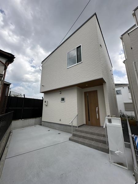 草加市吉町4丁目　新築一戸建て　3号棟