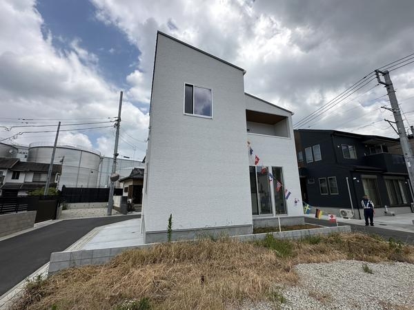 草加市吉町4丁目　新築一戸建て　2号棟