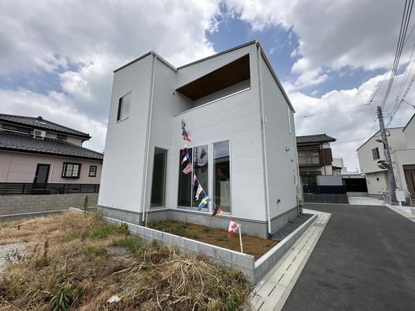 草加市吉町4丁目　新築一戸建て　2号棟