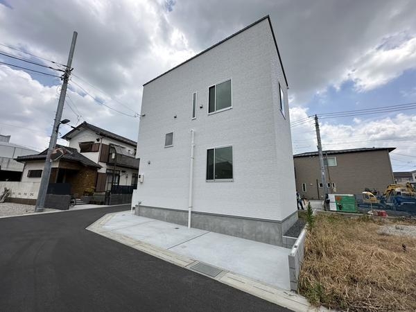草加市吉町4丁目　新築一戸建て　2号棟