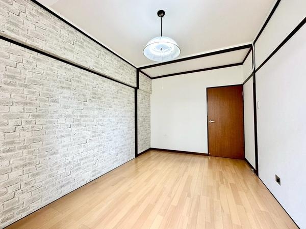 新栄町団地4街区4号棟