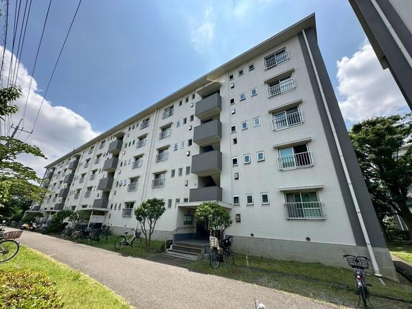新栄町団地4街区4号棟