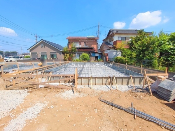 草加市小山1丁目　新築一戸建て　2期2号棟