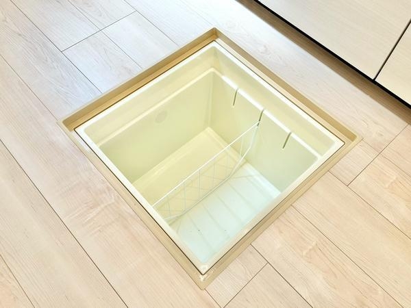 八潮市大字二丁目　新築一戸建て　第22