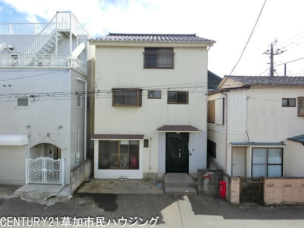 草加市谷塚町　中古一戸建て