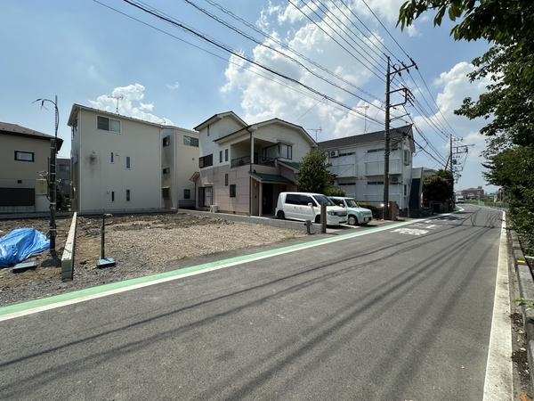 草加市手代1丁目　新築一戸建て　1号棟