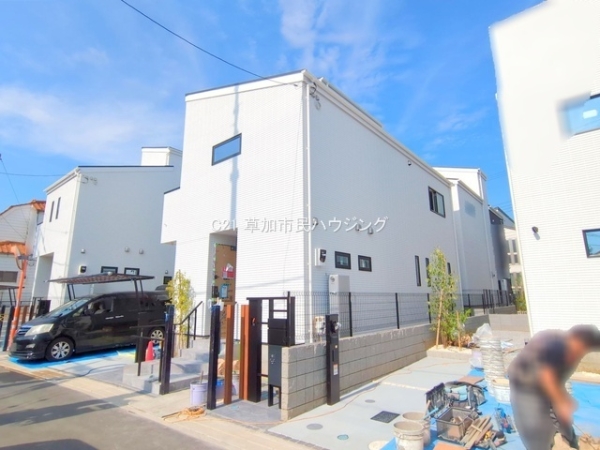 草加市花栗3丁目　新築一戸建て　III期5号棟