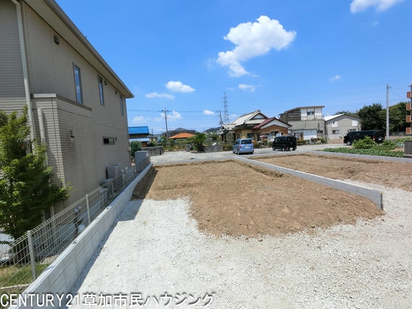 八潮市南川崎　新築一戸建て　11期1号棟
