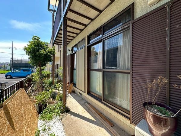 草加市稲荷５丁目の中古一戸建て