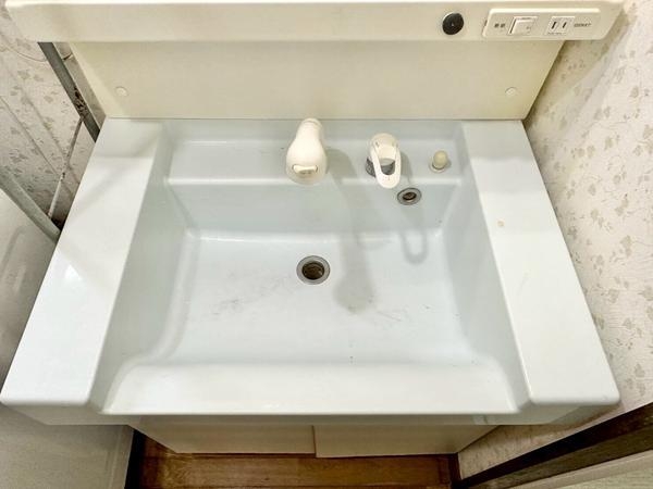 草加市稲荷５丁目の中古一戸建て
