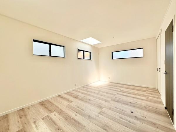 草加市神明2丁目　新築一戸建て　A号棟