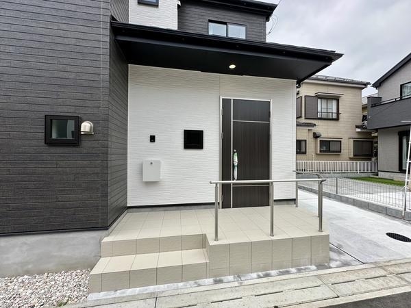 草加市八幡町　新築一戸建て　2期D号棟