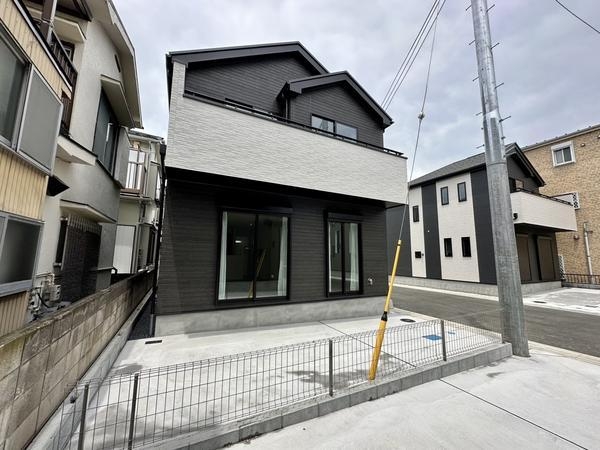 草加市八幡町　新築一戸建て　2期D号棟