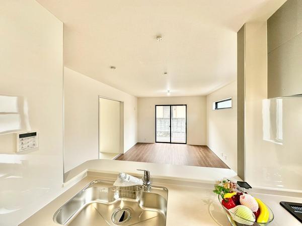 草加市青柳4丁目　新築一戸建て　2号棟