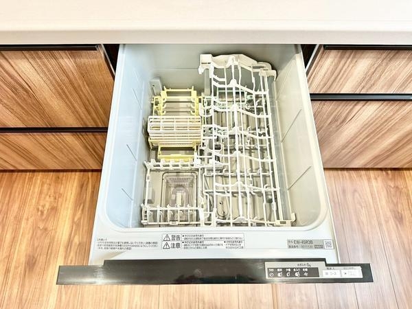 草加市青柳4丁目　新築一戸建て　2号棟