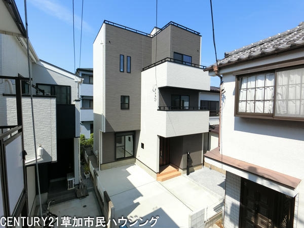 草加市八幡町　新築一戸建て　R