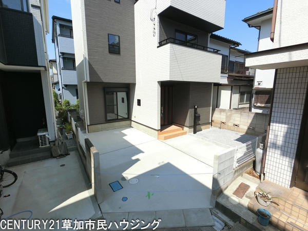 草加市八幡町　新築一戸建て　R