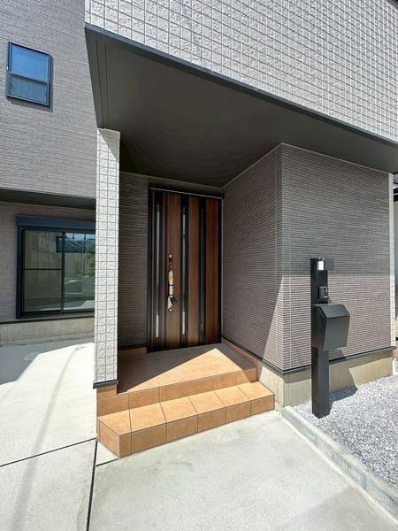 草加市八幡町　新築一戸建て　R