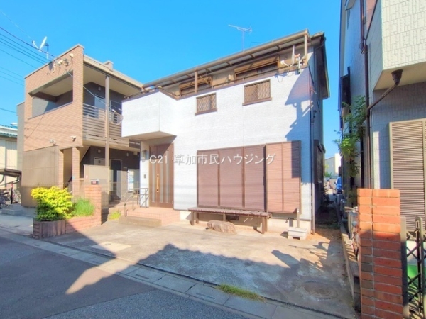 草加市松江3丁目　中古一戸建て