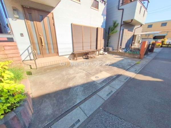 草加市松江3丁目　中古一戸建て